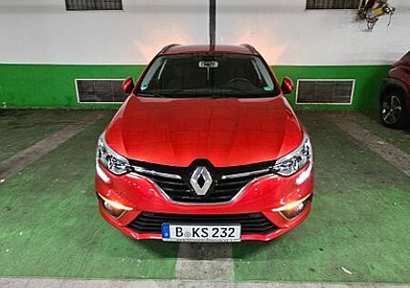 Renault Megane TCe 140 EDC GPF Limited Grandtour Limited
