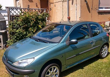Peugeot 206 1.1 guter Zustand!