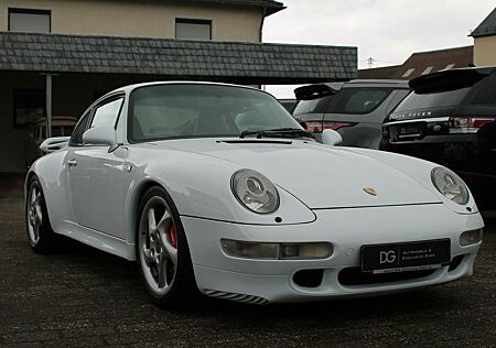 Porsche 993 Carrera 2 S Firnweiß / Turbokit