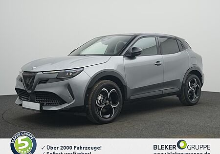 Alfa Romeo Junior Ibrida 1.2 VGT 48V-Hybrid 107 kW Ti