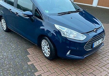 Ford B-Max 1,0 EcoBoost 74kW S/S SYNC Edition SYNC