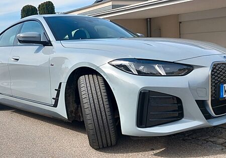 BMW i4 eDrive40 -Grand Coupé