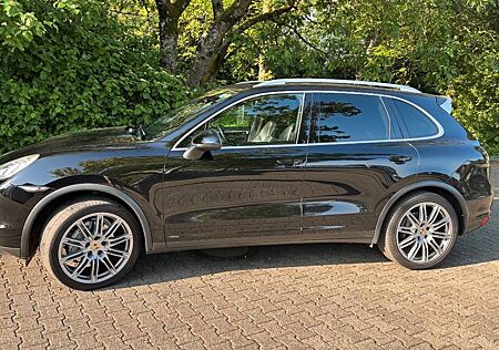Porsche Cayenne Diesel Platinum Edition