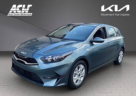Kia Cee'd CEED 1.5T DCT7 VISION NAVI KAMERA CARPLAY 16Z