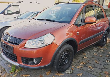 Suzuki SX4 1.9 DDiS 4WD Comfort AHK, Navi, Klima