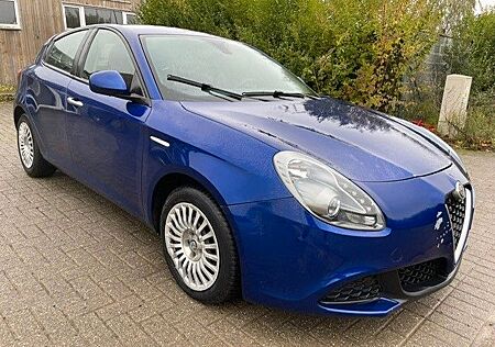Alfa Romeo Giulietta Basis. Klima. Navi. Tempomat.