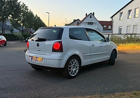 VW Polo Volkswagen 9N3 Top gepflegter Kleinwagen mit Herz!