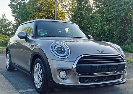 Mini ONE *CHILI PAKET*LED*SPORTSITZE*DCC*GARANTIE**
