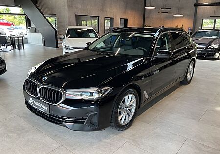 BMW 520d Touring Kamera LED Leder LiveC. Sportsitze