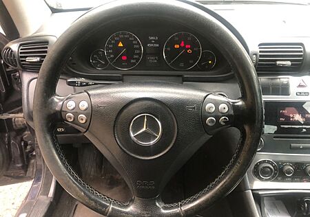 Mercedes-Benz CL 200