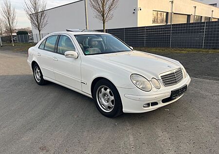 Mercedes-Benz E 280 E Limousine CDI,Automatik,Navi,PDC