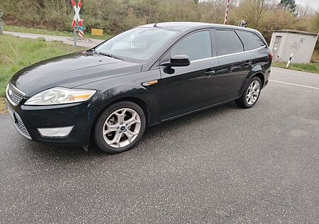 Ford Mondeo 2,0 Titanium Turnier Titanium