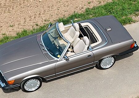 Mercedes-Benz SL 560 92000KM Historie Impalabraun Leder Beige