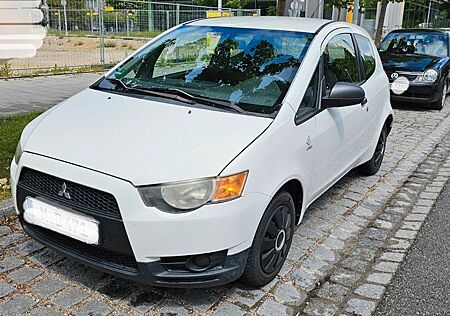 Mitsubishi Colt Scheckheft Tüv Neu/Inspektion Neu