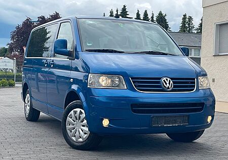 VW T5 Multivan Volkswagen 2,5 TDI ; 7 Sitzer ; TÜV 2 Jahre