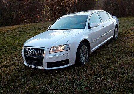 Audi A8 4.2 TDI tiptronic quattro -