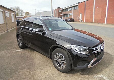 Mercedes-Benz GLC 250 d 4Matic 1. Hand Kamera AHK