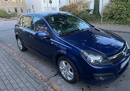 Opel Astra 1.8 ECOTEC 92kW Automatik -