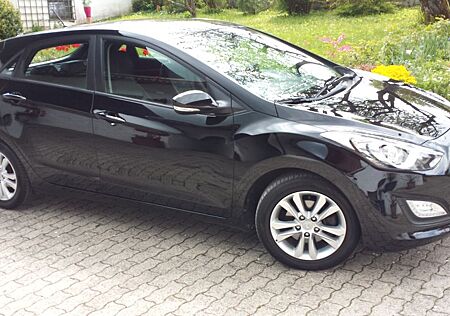 Hyundai i30 1.4 Intro Edition Intro Edition