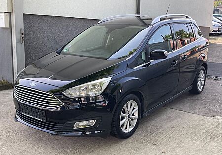 Ford Grand C-Max Titanium 1 Hand Kamera