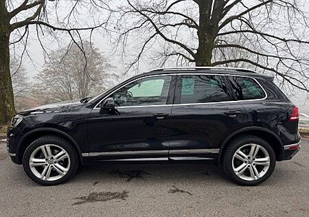 VW Touareg Volkswagen 3.0 V6 TDI SCR Tiptronic - R-Line