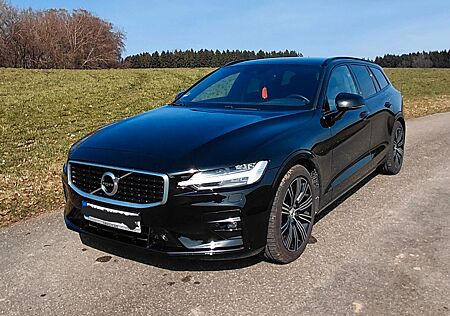 Volvo V60 D4 R Design AHK Leder Scheckheft
