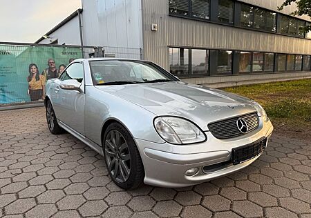 Mercedes-Benz SLK 200 KOMPRESSOR-Klima-Leder-Tempo-Sitzhz-TÜV