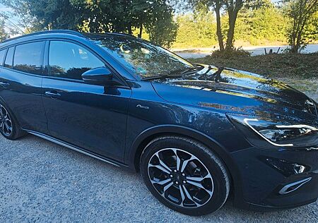 Ford Focus 1,5 EcoBoost 134kW Active Turnier Auto...