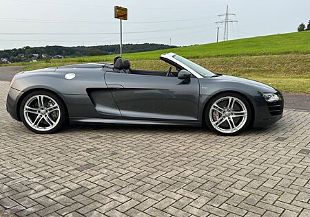 Audi R8 5.2 FSI R tronic quattro Spyder -