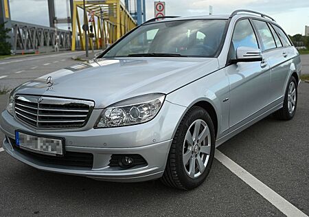 Mercedes-Benz C 180 CGI T BlueEFFICIENCY Autom. -