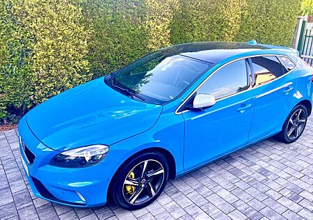 Volvo V40 D3 - R Design / Swedish production