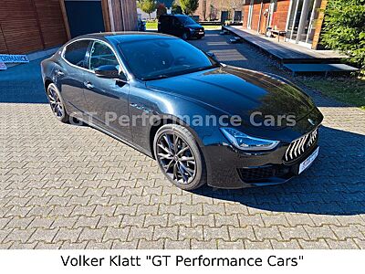 Maserati Ghibli GranLusso Hybrid*Matrix-LED*Service-NEU!