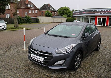 Hyundai i30 Diesel blue 1.6 CRDi Style 8fach Sitzheizung