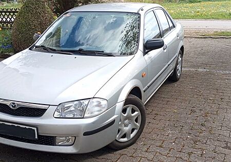 Mazda 323 F 1.5 Exclusive mit Klima