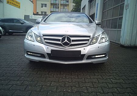 Mercedes-Benz E 250 E -Klasse Cabrio CGI BlueEfficiency