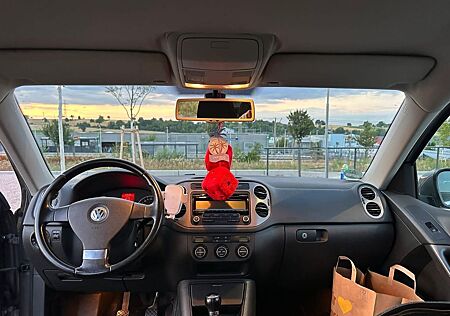 VW Tiguan Volkswagen 2.0 TSI 147kW 4MOTION Sport & Style S...