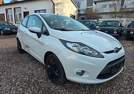 Ford Fiesta Champions Edition*Klima*CD-Radio*2 Hand*