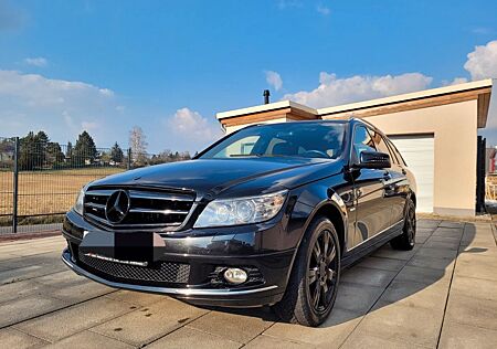 Mercedes-Benz C 300 T AVANTGARDE AVANTGARDE