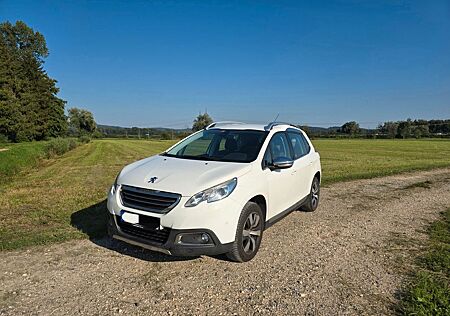 Peugeot 2008 Allure 120 VTi Allure
