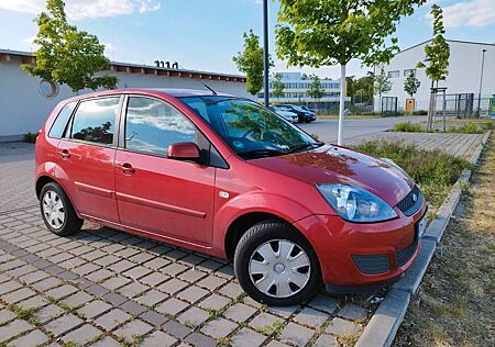 Ford Fiesta 1,3 44 kW Style Style