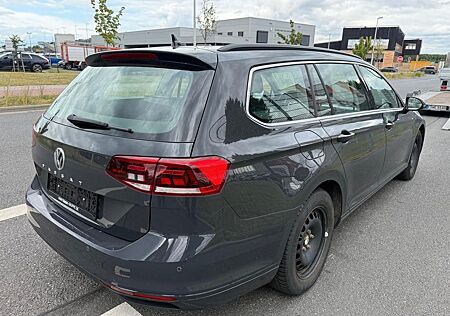 VW Passat Volkswagen 1.6 TDI SCR DSG Business