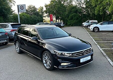 VW Passat Variant Volkswagen Elegance 2.0 TDI 140kW 4M R-Line