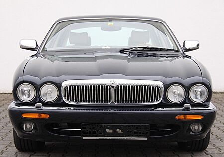 Jaguar Daimler V8 Langversion 3 Jahre Garantie
