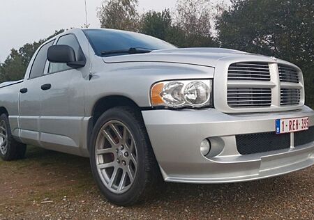 Dodge RAM srt10