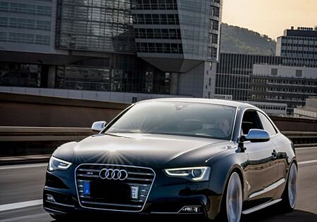 Audi S5 3.0 TFSI S tronic quattro -