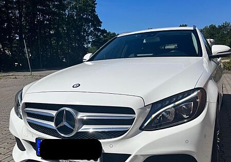 Mercedes-Benz C 220 d 4MATIC T Autom. -