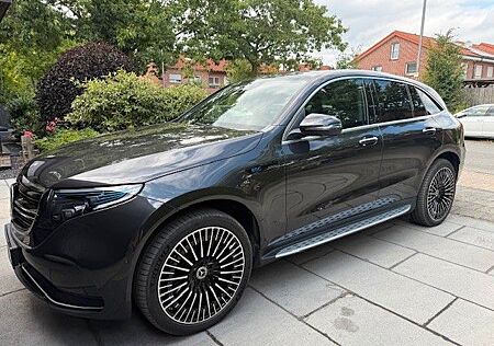 Mercedes-Benz EQC 400 4MATIC AMG 21 Zoll Keyless AHK