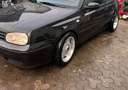 VW Golf Volkswagen 1.6 Standard