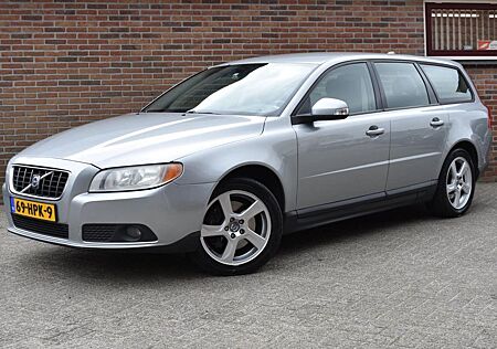 Volvo V70 2.4 D5 '07 klima