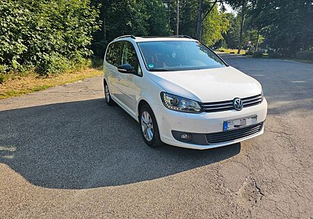 VW Touran Volkswagen 1.2 TSI Comfortline Xenon AHK 7 Sitzer
